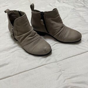 Miz Mooz leather zip boots